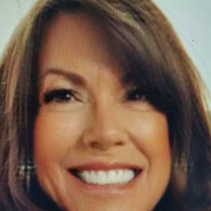 Meet your Posher, Becky